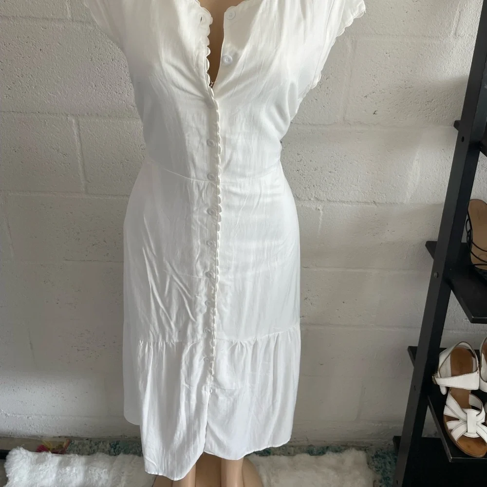 Rihoas white dress - Picture 8 of 8